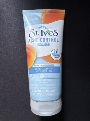 Apricot Acne Control Scrub