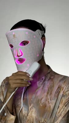 Glamour Luxe LED face mask
