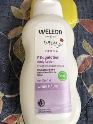 Baby body lotion