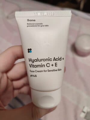 Hyaluronic Acid + Vitamine C + E