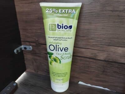 Olive face & body scrub