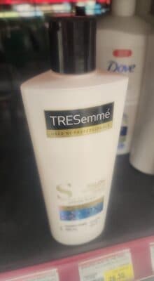 Conditioner smooth and shine