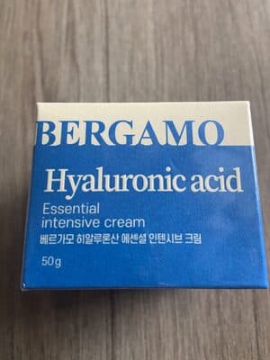 Hyaluronic acid essential intensive cream