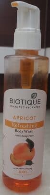 Biotique Bio Apricot Refreshing Body Wash