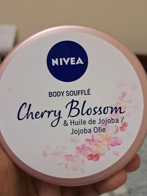 Body Soufflé Cherry Blossom